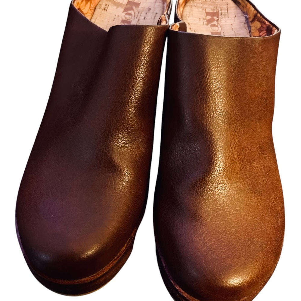 Ladies leather mules size 11